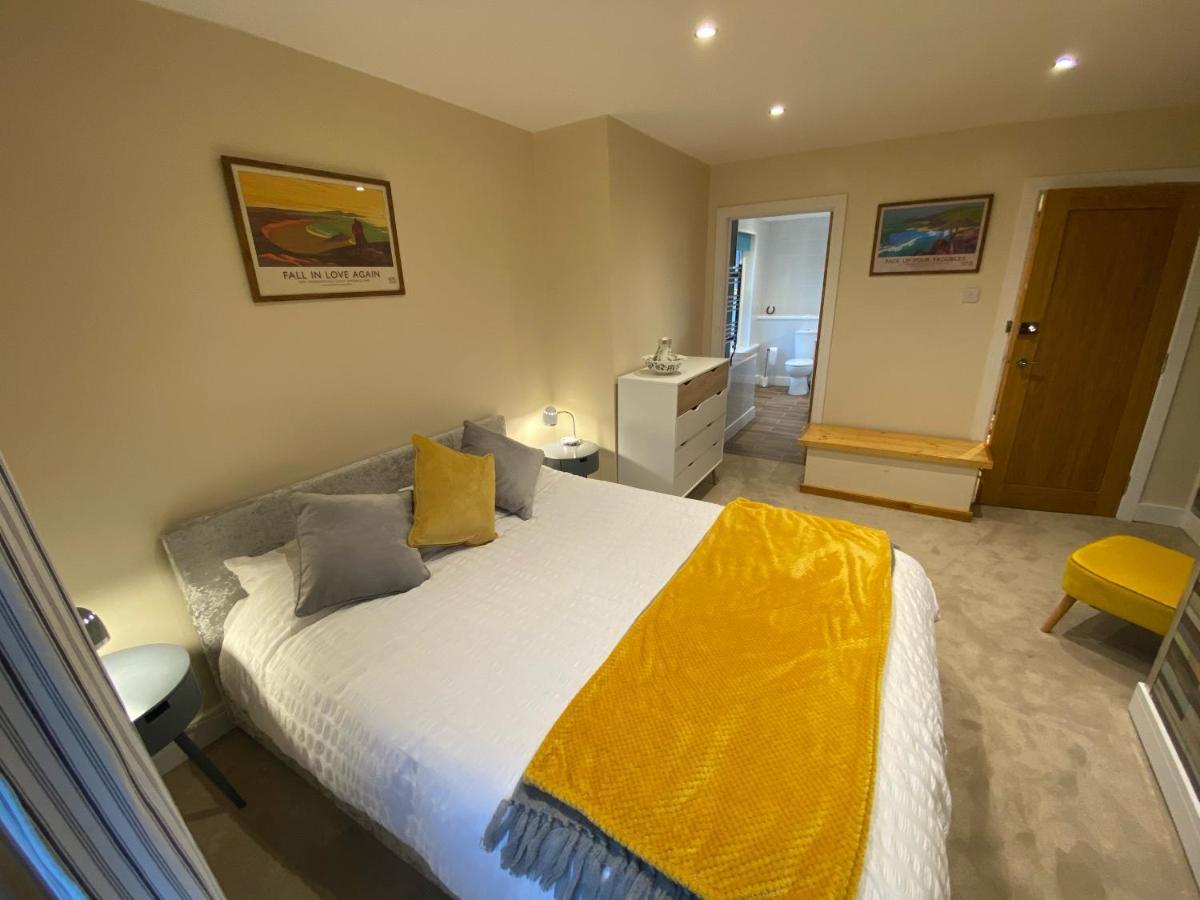 Noddfa Farm Guest House Haverfordwest Exterior foto